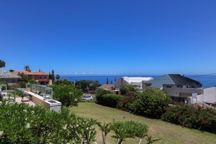 Apartment Camps Bay Luxury Retreat Cape Town