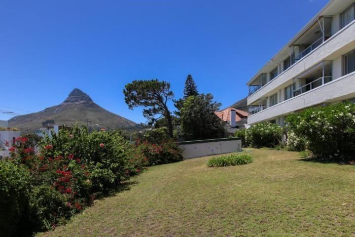 Camps Bay Luxury Retreat Apartment *