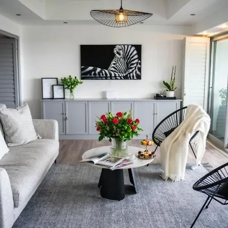 Camps Bay Luxury Retreat Apartment Cape Town Exterior photo